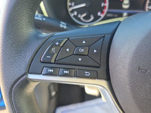 Used 2024 Nissan Sentra SV image 25