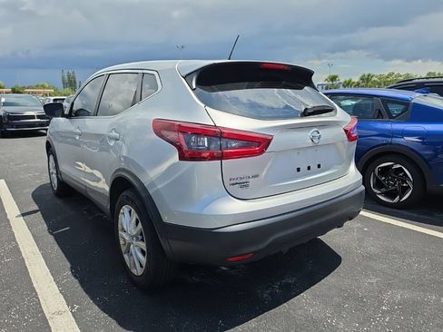 Used 2022 Nissan Rogue Sport S FWD image 12