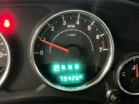 Used 2018 Jeep Wrangler Sport image 13