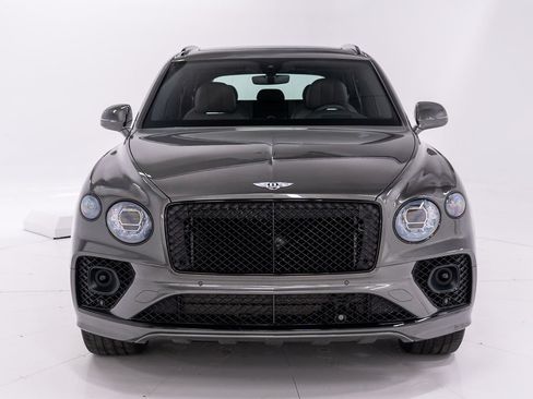 Certified 2023 Bentley Bentayga AWD/4WD image 8