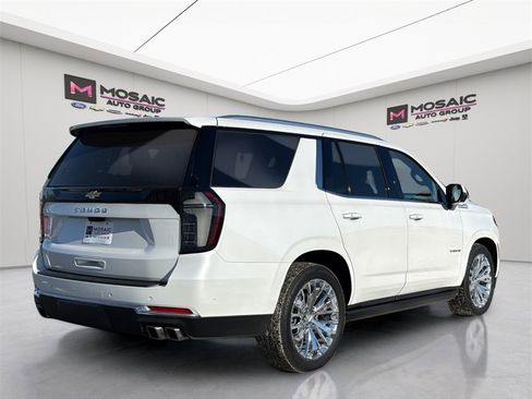 Used 2025 Chevrolet Tahoe High Country image 8