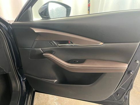 Certified 2023 MAZDA CX-30 AWD 2.5 S w/ Premium Package image 11