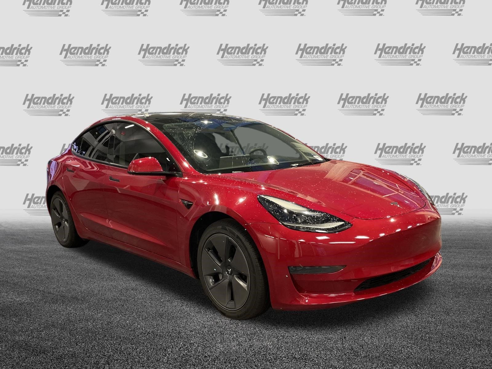 Used 2023 Tesla Model 3 Standard Range RWD image 2