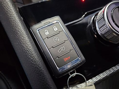 Used 2024 Jeep Grand Cherokee L Altitude image 20