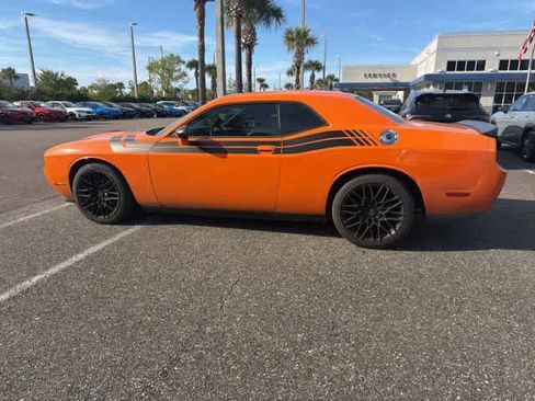 Used 2012 Dodge Challenger SXT w/ Sound Group image 3