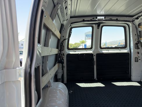 Used 2024 Chevrolet Express 2500 w/ Driver Convenience Package RWD image 18