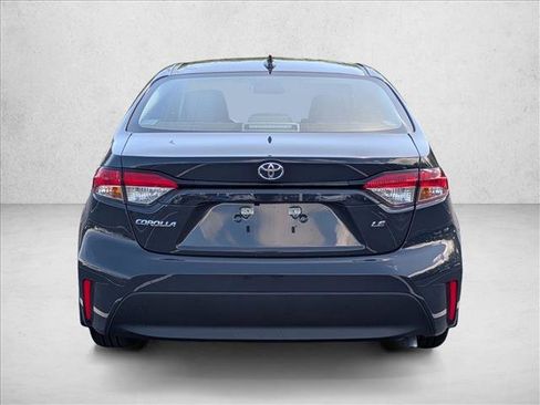 Used 2026 Toyota Corolla LE FWD image 6