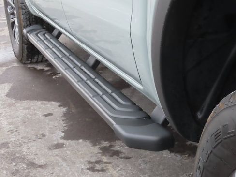 Used 2023 Ford Ranger XLT w/ Equipment Group 301A Mid image 10