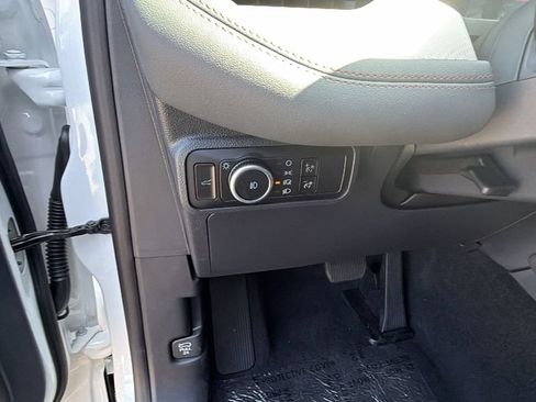 New 2026 Ford Explorer Active w/ Active Comfort Package RWD image 25