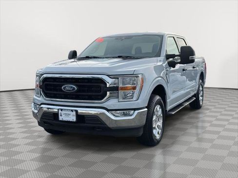 Used 2022 Ford F150 XLT w/ Trailer Tow Package image 3