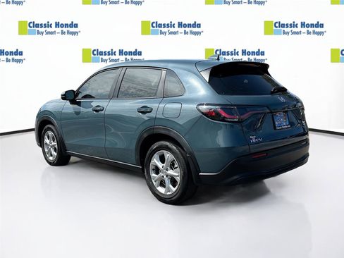 Certified 2023 Honda HR-V LX image 5