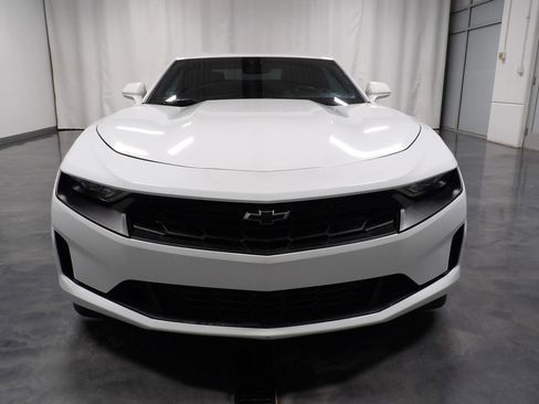 Used 2021 Chevrolet Camaro LT w/ RS Package image 5