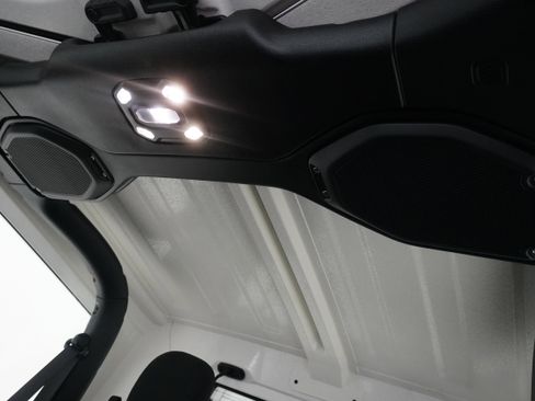 Used 2023 Jeep Wrangler Sport image 15