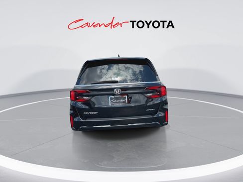 Used 2025 Honda Odyssey Sport-L image 7