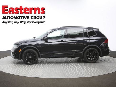 Used 2022 Volkswagen Tiguan SE R-Line image 60