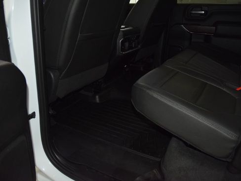 Used 2023 GMC Sierra 3500 Denali image 43