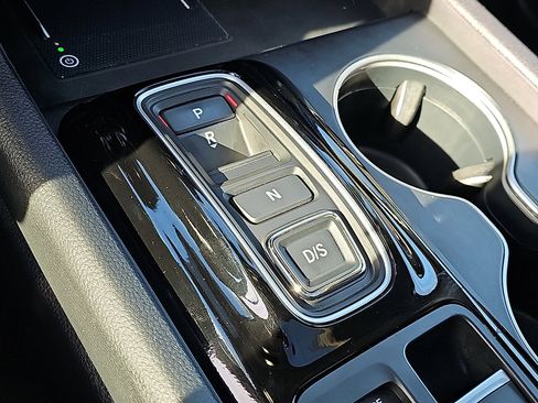 Used 2023 Honda Pilot Elite image 18