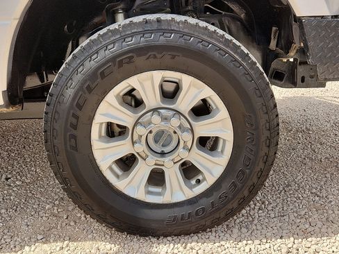 Used 2022 Ford F250 XL w/ STX Appearance Package image 7