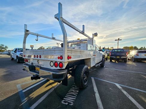Used 2015 Chevrolet Silverado 2500 W/T image 9