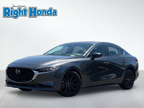 Used 2024 MAZDA MAZDA3 s FWD image 2
