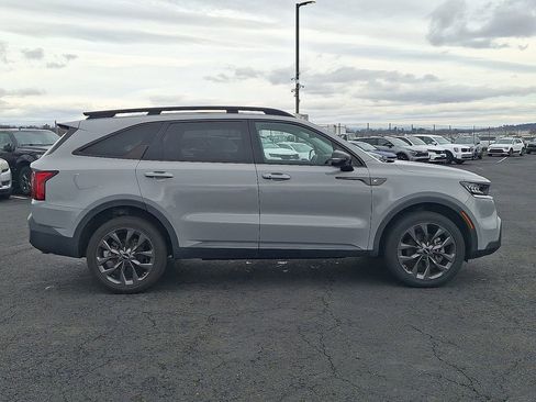 Certified 2023 Kia Sorento X-Line EX image 7