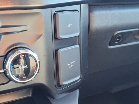 New 2026 Ford F250 Lariat w/ Lariat Ultimate Package AWD/4WD image 24