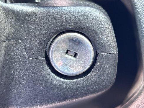 Used 2022 Chevrolet Colorado ZR2 w/ Colorado ZR2 Bison Edition AWD/4WD image 35