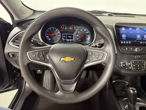 Used 2020 Chevrolet Malibu LT FWD image 14
