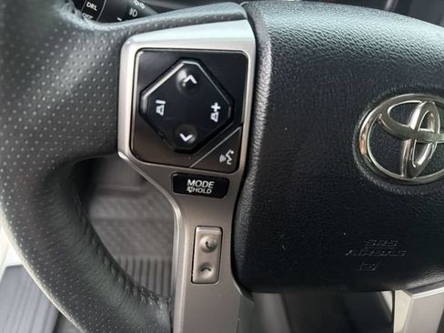 Certified 2022 Toyota 4Runner SR5 RWD image 17