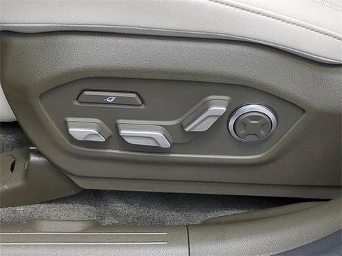 New 2025 Hyundai Santa Fe Calligraphy image 12