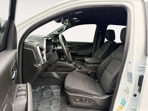 Used 2023 GMC Canyon Elevation w/ Convenience Package AWD/4WD image 6