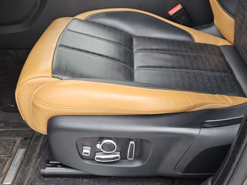 Used 2019 Land Rover Range Rover Sport HSE Dynamic image 26