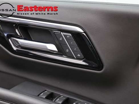 Used 2025 Chevrolet Tahoe LT AWD/4WD image 20