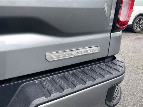 Used 2025 GMC Sierra 1500 Elevation AWD/4WD image 8