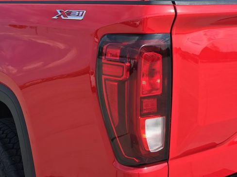 Used 2024 GMC Sierra 1500 Elevation w/ LPO, Elevation Black Package image 6