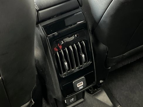 Used 2024 Jeep Compass Trailhawk image 42