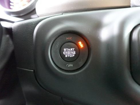 Used 2018 Jeep Wrangler Unlimited Sport image 21