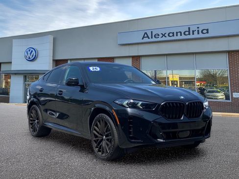 Used 2026 BMW X6 xDrive40i w/ Climate Comfort Package AWD/4WD image 1