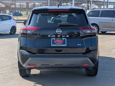 Certified 2023 Nissan Rogue SV image 5