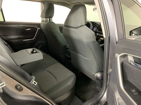 Used 2021 Toyota RAV4 XLE w/ Convenience Package AWD/4WD image 33
