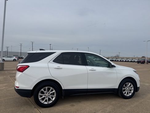 Used 2020 Chevrolet Equinox LT image 27