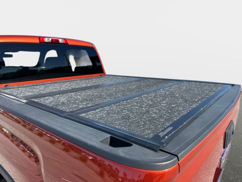 Used 2015 GMC Sierra 1500 SLE w/ SLE Value Package image 19