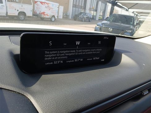 Used 2025 MAZDA CX-50 2.5 Hybrid w/ Premium Plus Pkg image 16