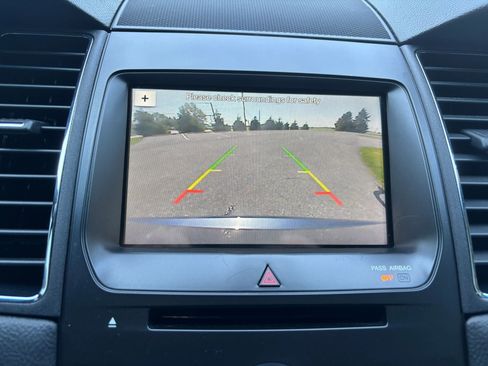 Used 2018 Ford Taurus SEL w/ Equipment Group 201A FWD image 34