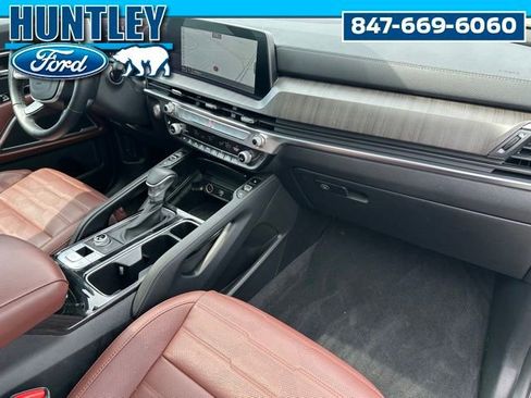 Used 2024 Kia Telluride SX Prestige AWD/4WD image 9