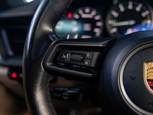 Used 2021 Porsche 911 Carrera S image 32