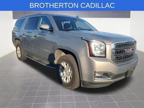 Used 2019 GMC Yukon XL SLT w/ Open Road Package AWD/4WD image 7