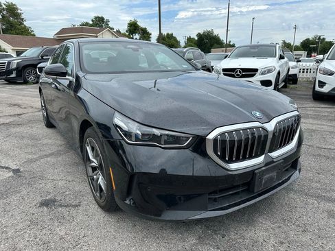 Used 2024 BMW i5 eDrive40i image 31