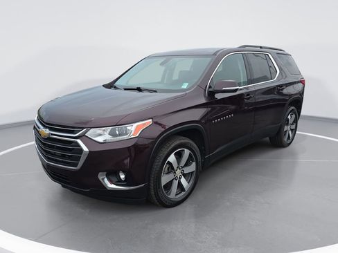 Used 2019 Chevrolet Traverse LT w/ LT Premium Package AWD/4WD image 9