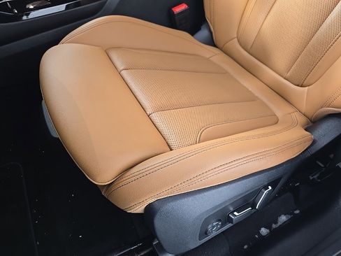 Certified 2024 BMW X3 xDrive30i w/ Convenience Package image 12